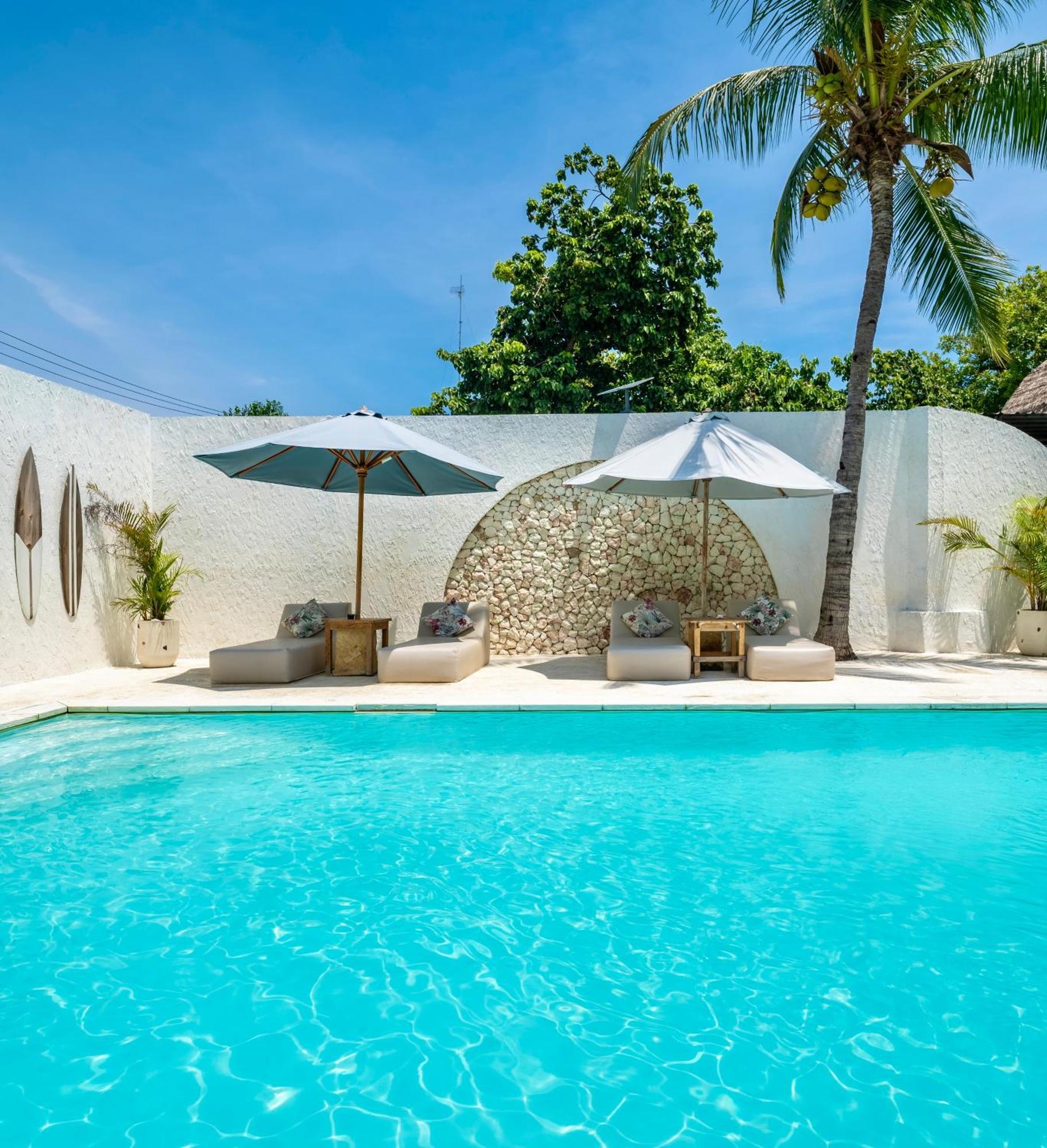 Mowies On The Beach Gili Air Exterior photo
